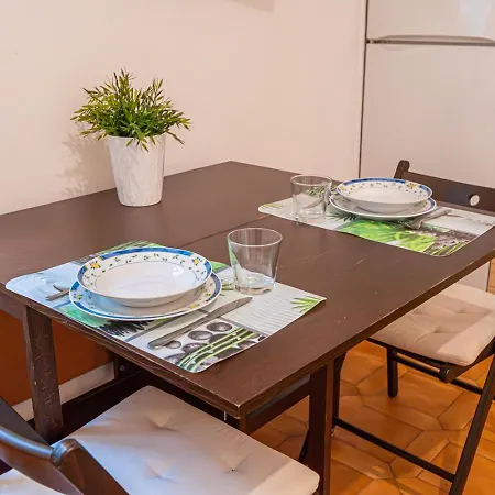 Valentino Daire Torino